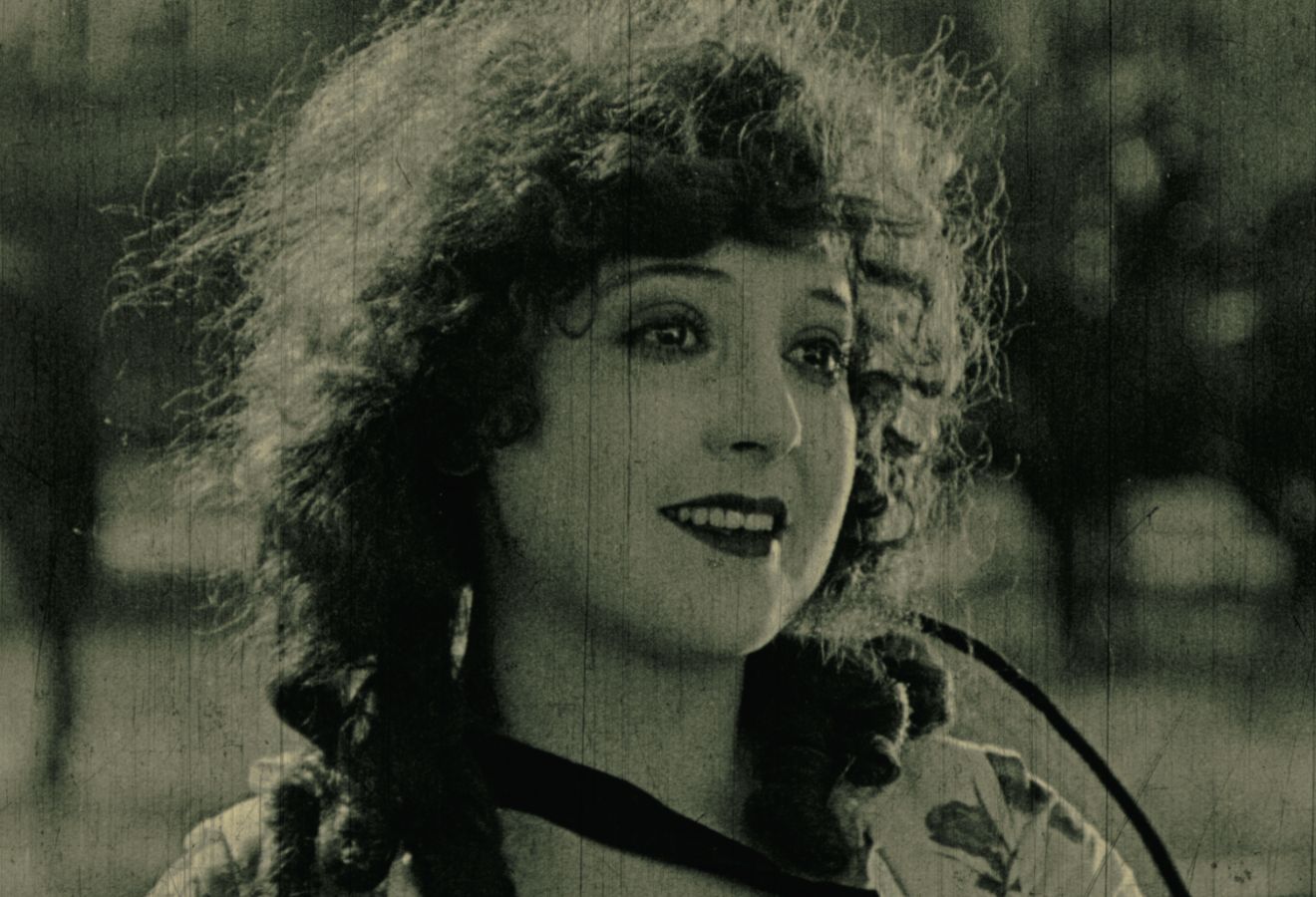 Mujeres de Cine – Ecos de Hollywood en España 1914-1936.